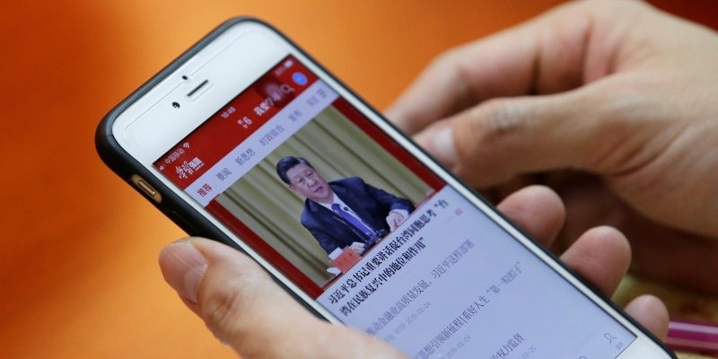 La porta sul retro da spiare nell'app Study the great nation